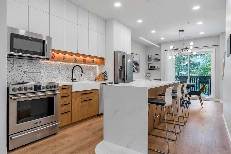 48 550 Browning Place North Vancouver, BC - 8