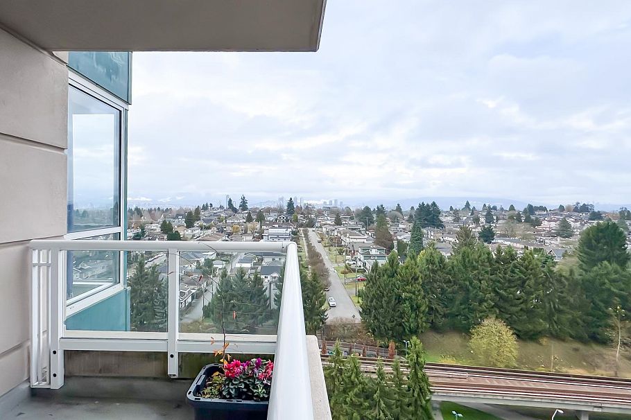 1508 5189 Gaston Street Vancouver, BC - 16