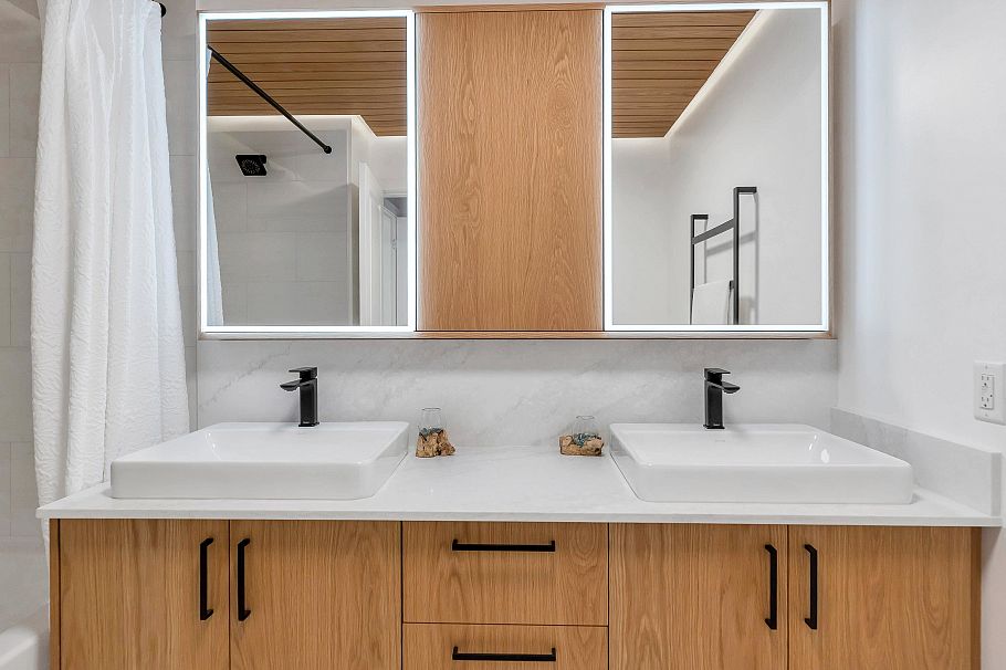 48 550 Browning Place North Vancouver, BC - 25