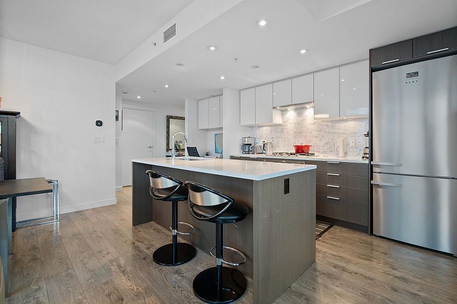 1605 110 Switchmen Street Vancouver, BC - 16