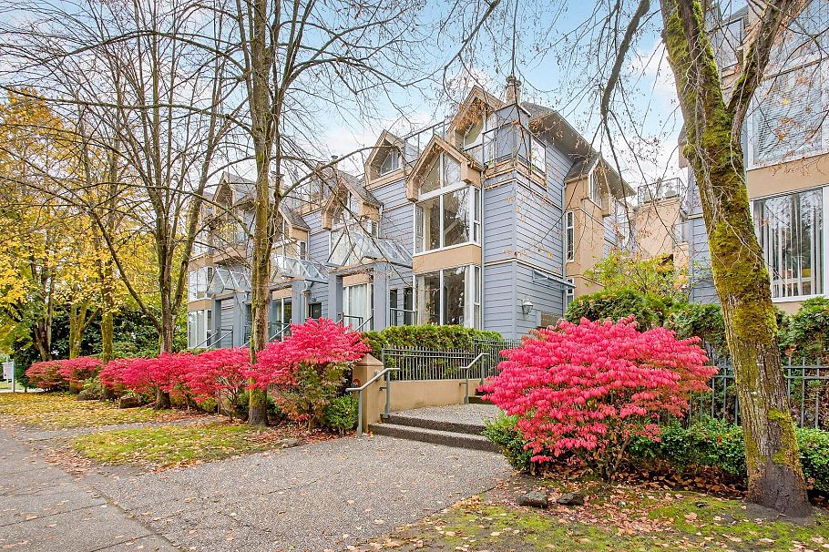 3019 Laurel Street Vancouver, BC - 1