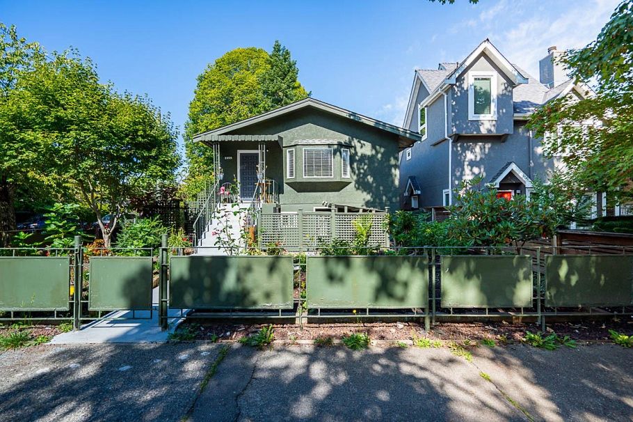 3099 W 6th Avenue Vancouver, BC - 23