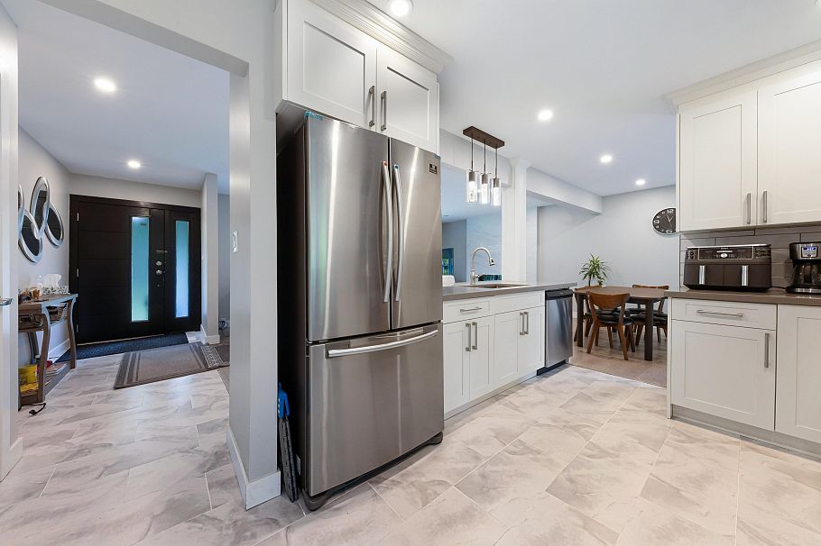 4477 Primrose Lane North Vancouver, BC - 17