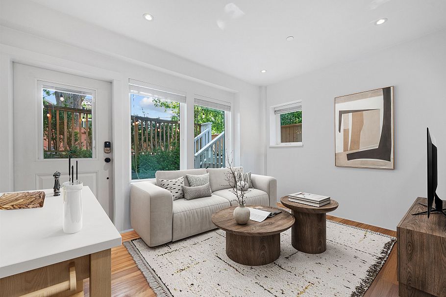 1033 E 21st Avenue Vancouver, BC - 29