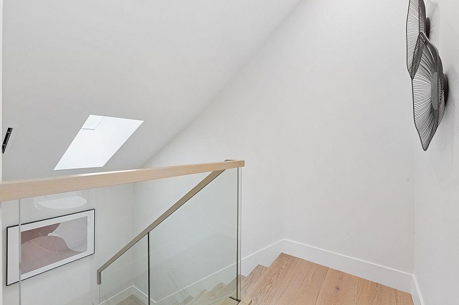 2 448 W 20th Avenue Vancouver, BC - 16