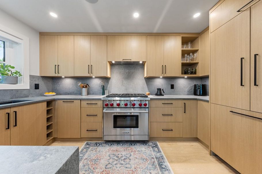 1827 W 15th Avenue Vancouver, BC - 8