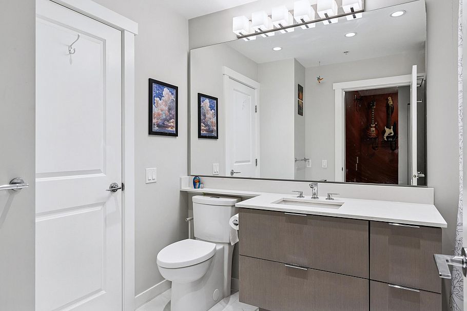 106 2632 Library Lane North Vancouver, BC - 14