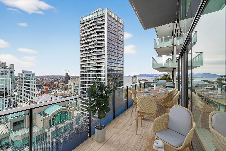 2403 1335 Howe Street Vancouver, BC - 13