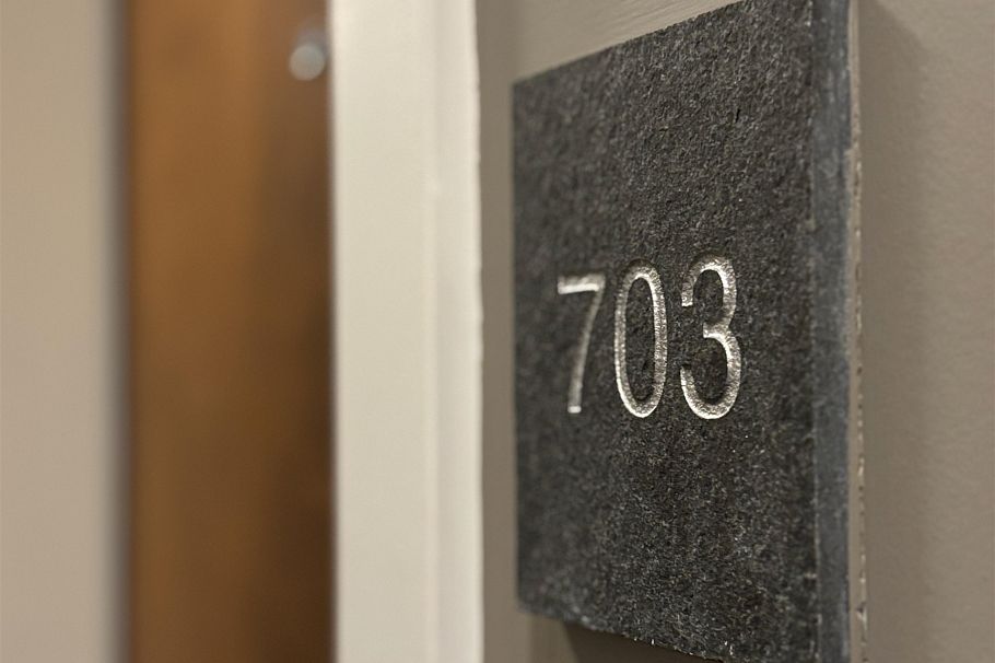 703 1238 Burrard Street Vancouver, BC - 2