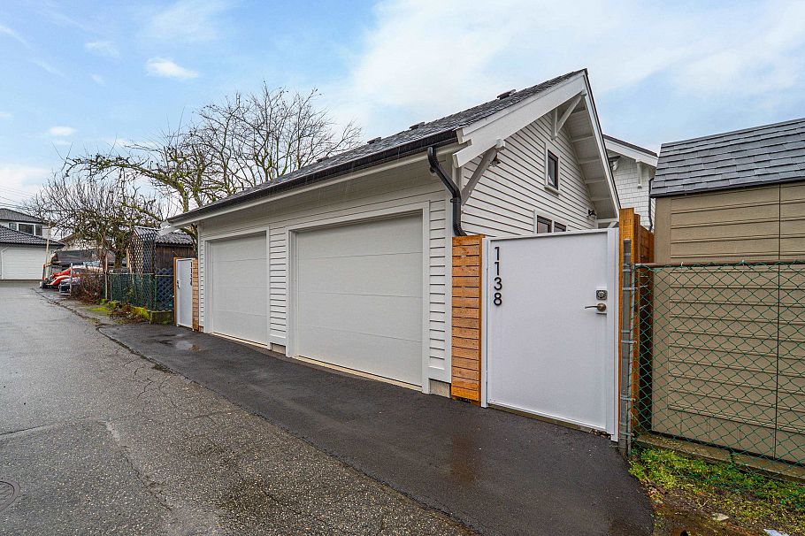 1138 E 26th Avenue Vancouver, BC - 39