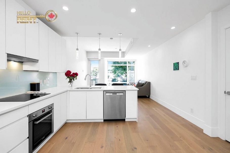 105 1591 BOWSER AVENUE, North Vancouver BC V7P 2Y4 North Vancouver, BC - 3