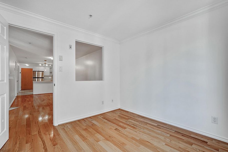 302 2741 E Hastings Street Vancouver, BC - 16