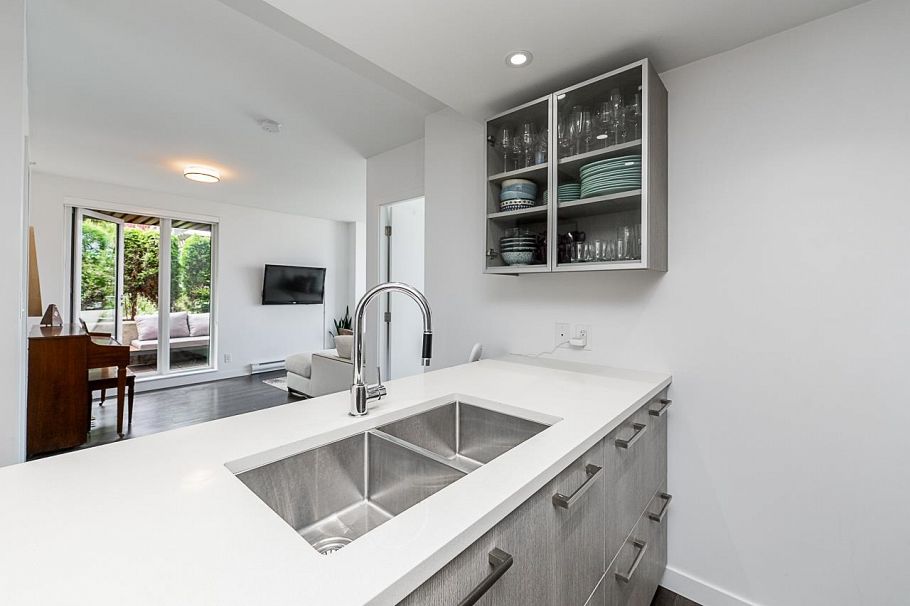 801 983 E Hastings Street Vancouver, BC - 5