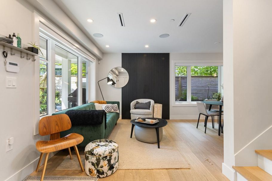 1827 W 15th Avenue Vancouver, BC - 18