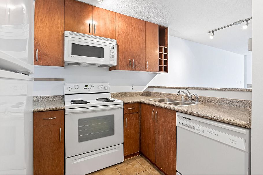 3019 Laurel Street Vancouver, BC - 6