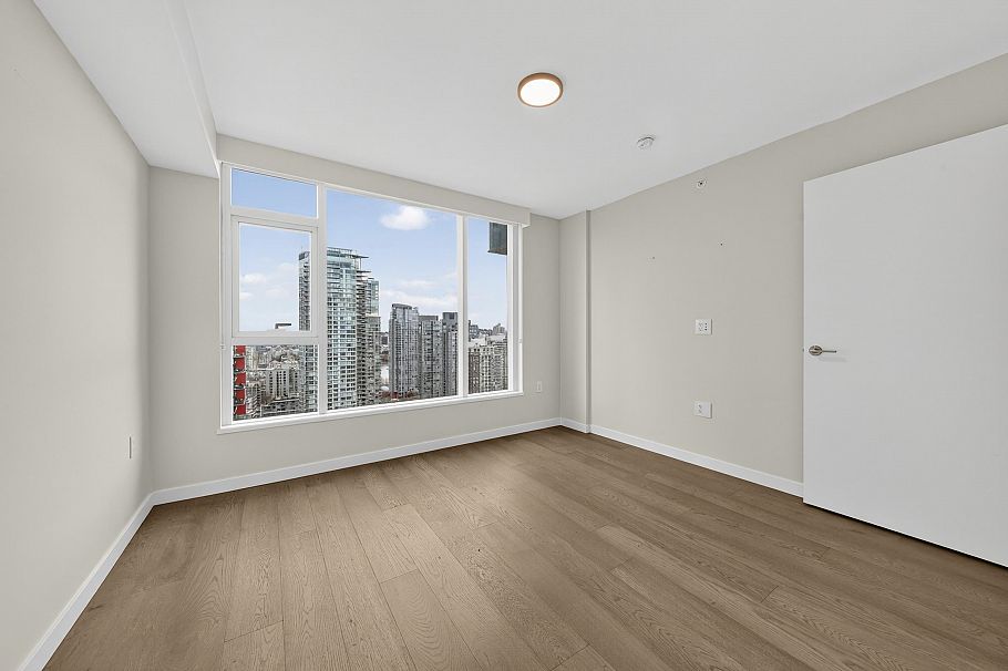 2403 1335 Howe Street Vancouver, BC - 15
