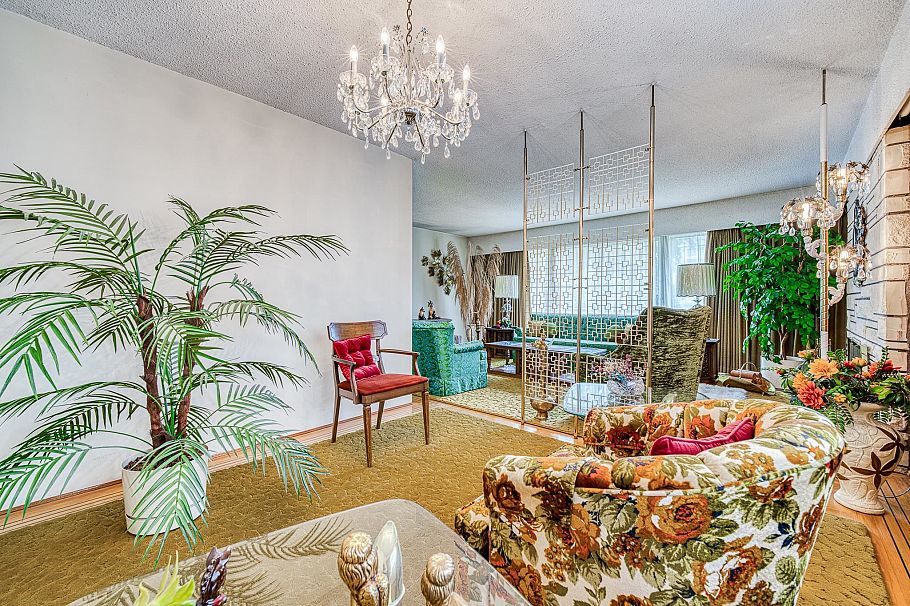 896 E 56th Avenue Vancouver, BC - 6