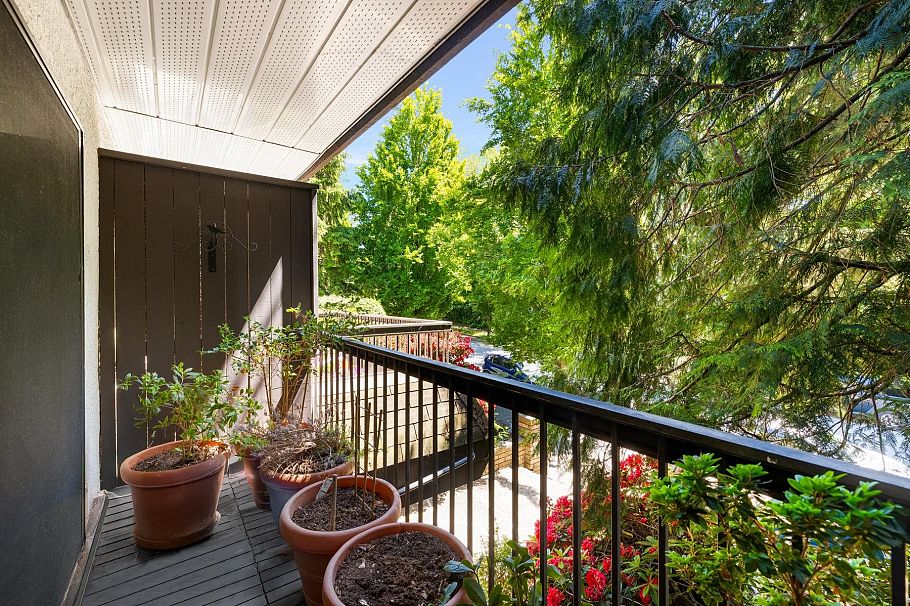 201 1515 E 5th Avenue Vancouver, BC - 6