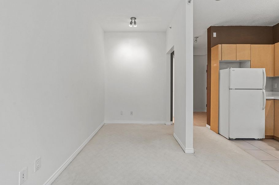 310 1239 W Georgia Street Vancouver, BC - 10