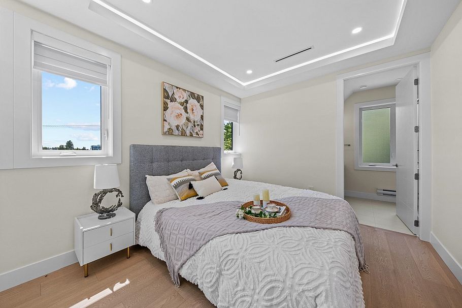 1 4650 Gothard Street Vancouver, BC - 31