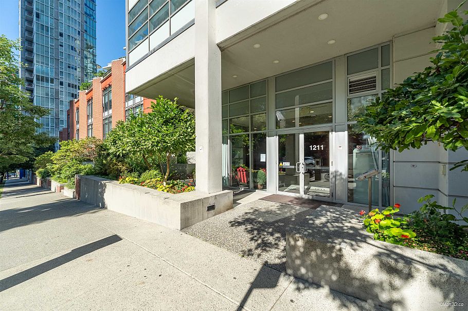 702 1211 Melville Street Vancouver, BC - 20