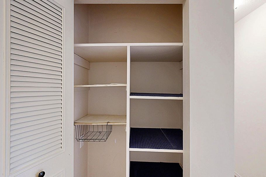 206 138 W 18th Street North Vancouver, BC - 15