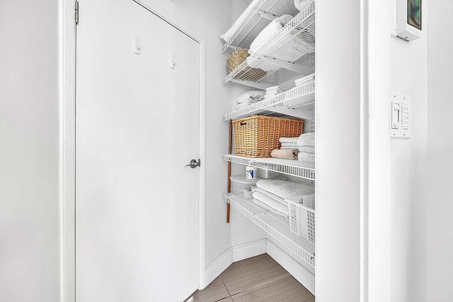 1016 E Pender Street Vancouver, BC - 31