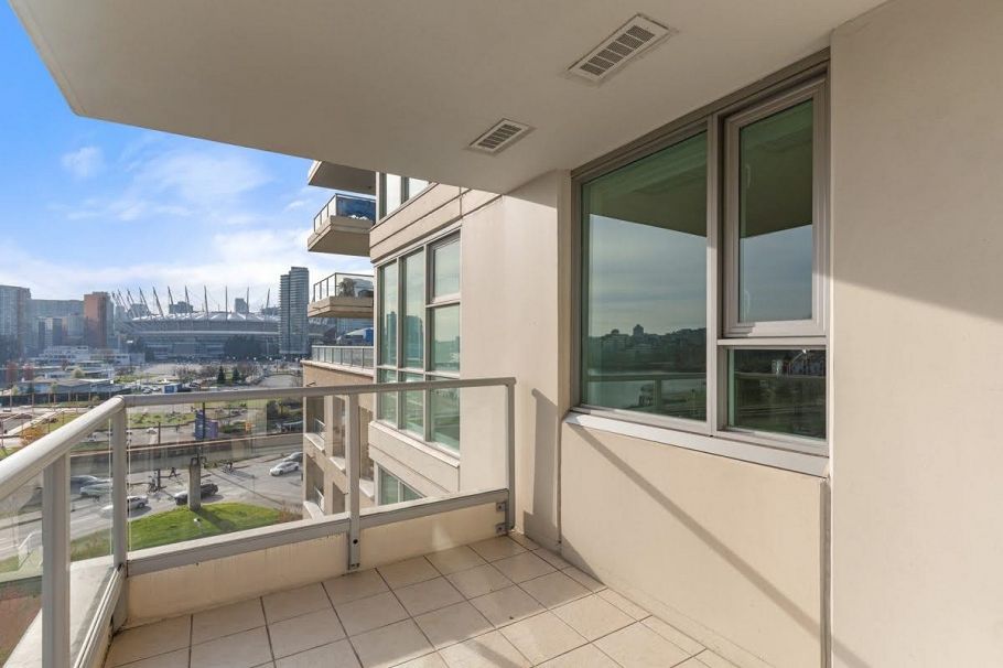 704 125 Milross Avenue Vancouver, BC - 14