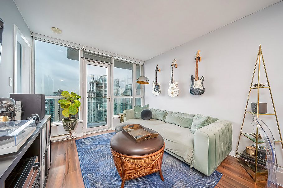 2605 833 Seymour Street Vancouver, BC - 2