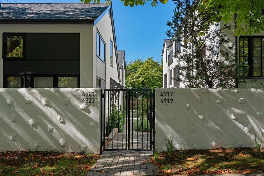 4921 Larch Street Vancouver, BC - 40