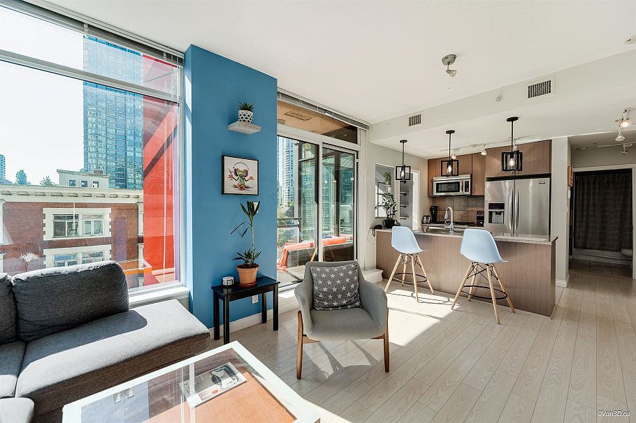 702 1211 Melville Street Vancouver, BC - 10