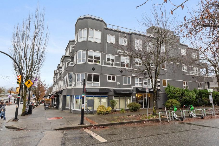 317 1707 Charles Street Vancouver, BC - 29