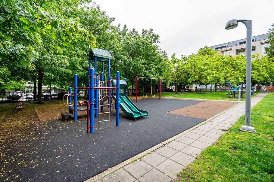 310 750 W 12th Avenue Vancouver, BC - 36