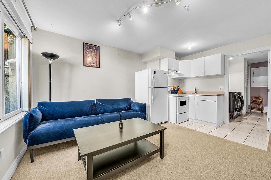 3491 Prince Edward Street Vancouver, BC - 30