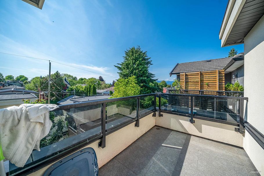 4841 Dumfries Street Vancouver, BC - 15