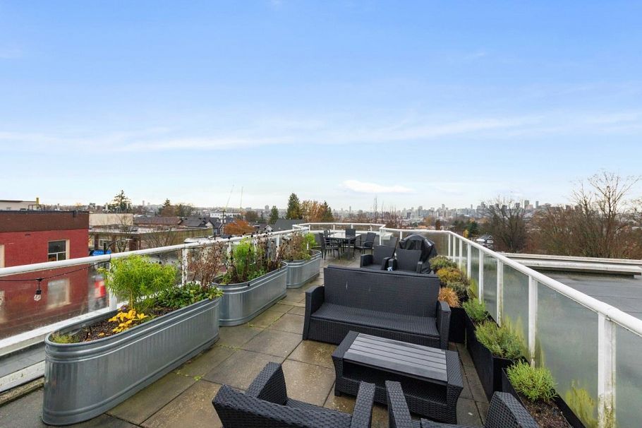 317 1707 Charles Street Vancouver, BC - 22