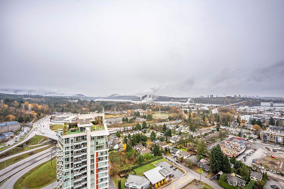 3002 1500 Fern Street North Vancouver, BC - 1