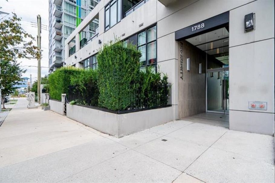 403 1788 Ontario Street Vancouver, BC - 31