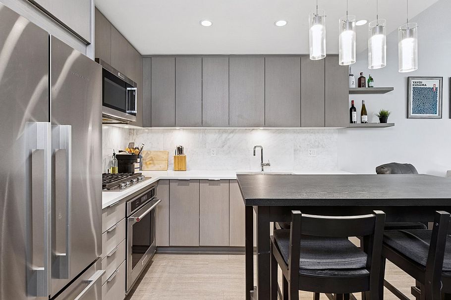 106 2632 Library Lane North Vancouver, BC - 10