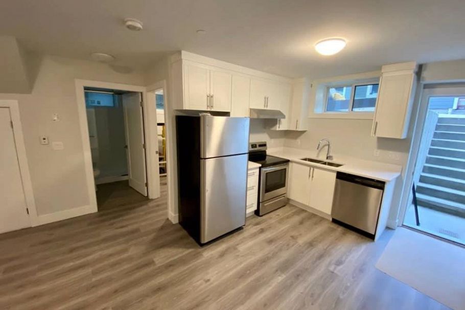 3345 Parker Street Vancouver, BC - 18