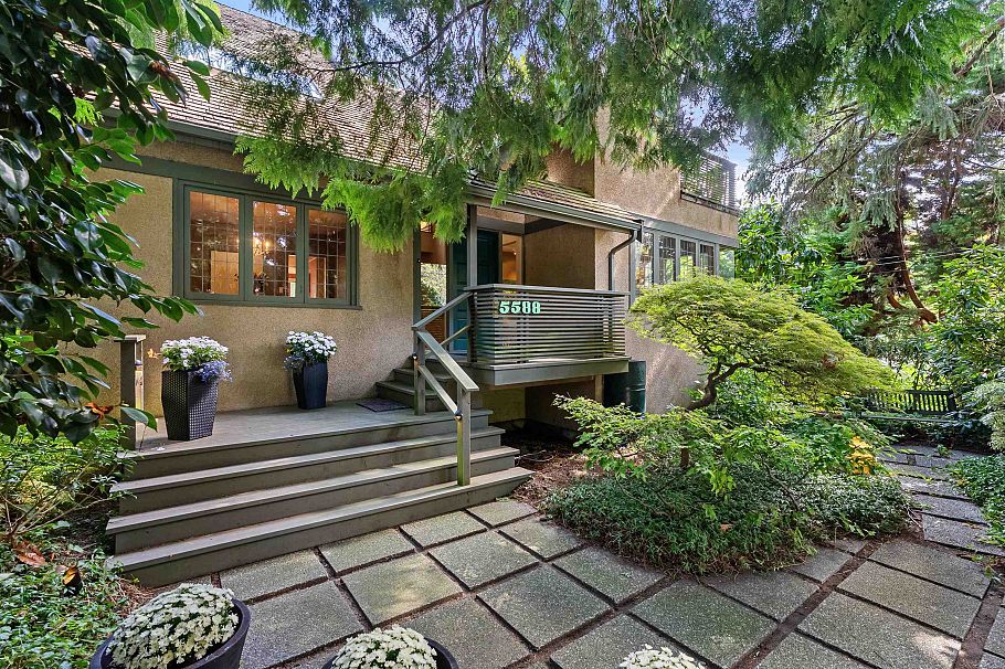 5588 Olympic Street Vancouver, BC - 2