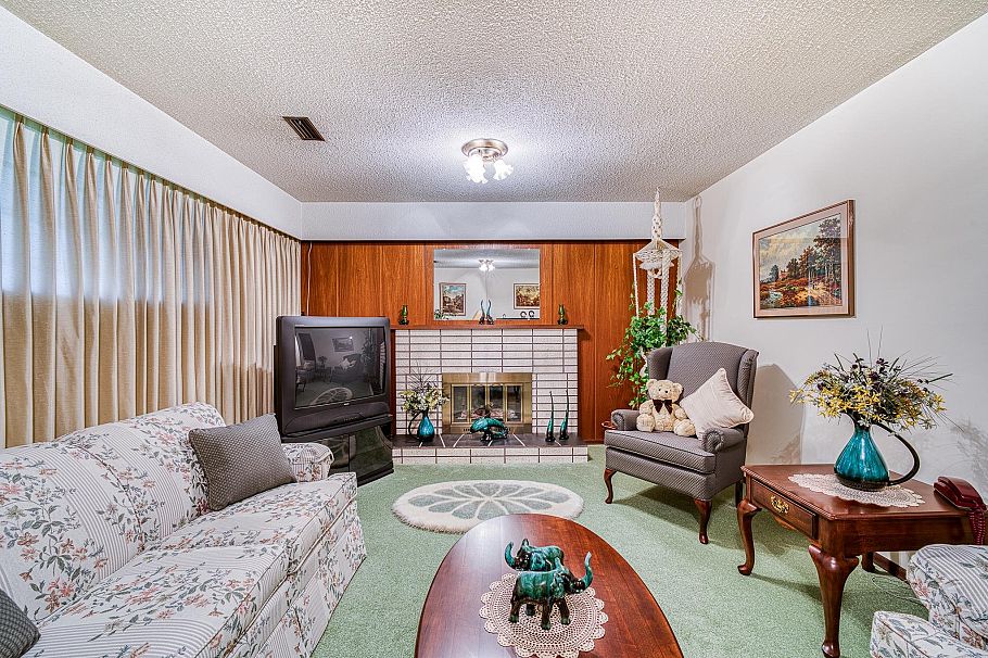 896 E 56th Avenue Vancouver, BC - 15