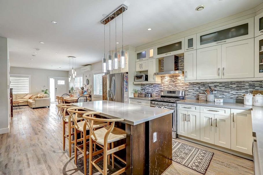 5606 Rhodes Street Vancouver, BC - 11