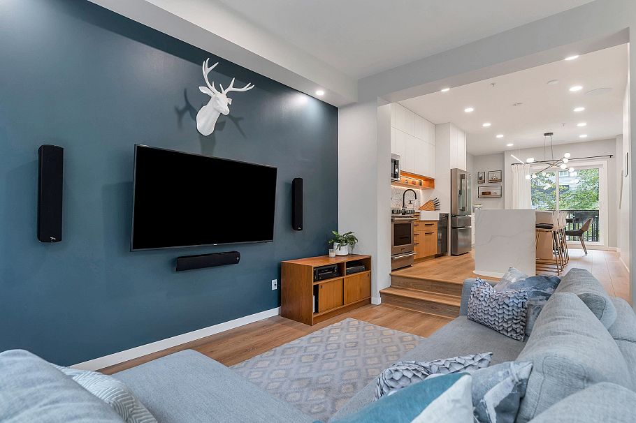 48 550 Browning Place North Vancouver, BC - 5