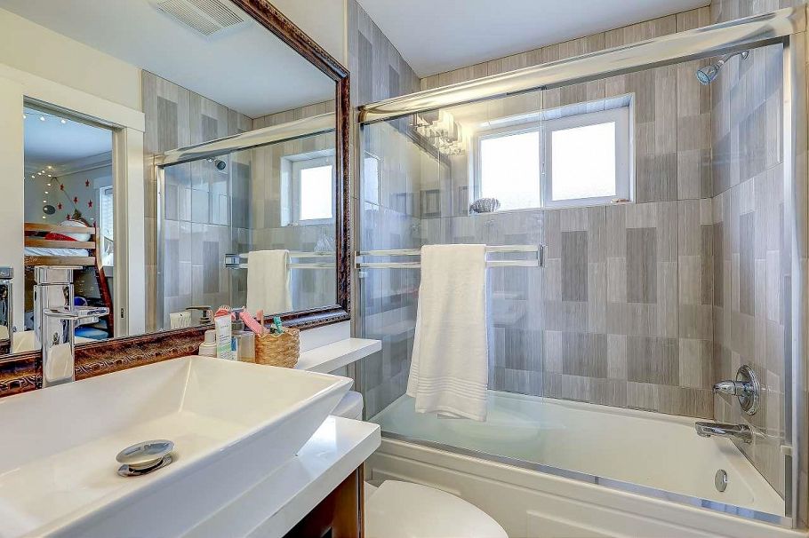 5606 Rhodes Street Vancouver, BC - 22