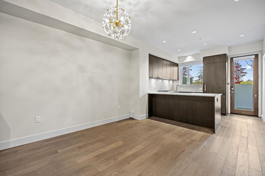 5522 Oak Street Vancouver, BC - 3