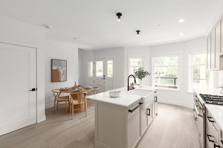 1967 Napier Street Vancouver, BC - 4