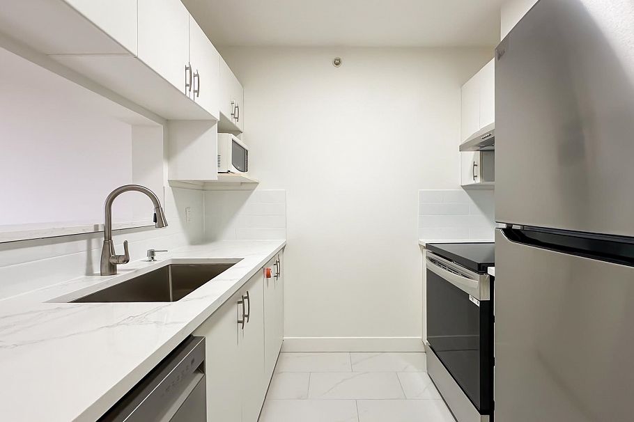 1508 5189 Gaston Street Vancouver, BC - 6