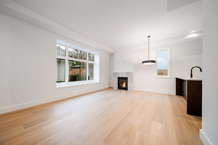 1138 E 26th Avenue Vancouver, BC - 9