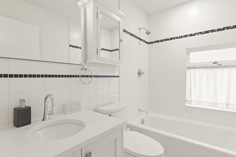 3655 Cameron Avenue Vancouver, BC - 28